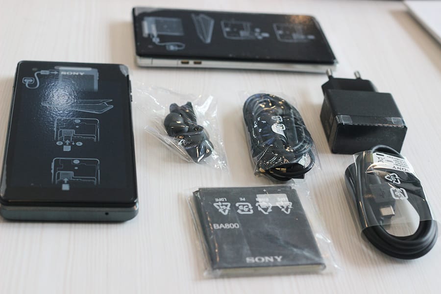 SONY XPERIA V - Ảnh 4